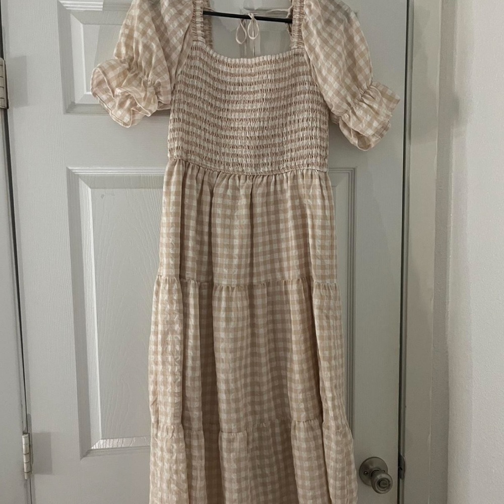 Zesica Gingham Smocked Puff Sleeve Midi Dress
